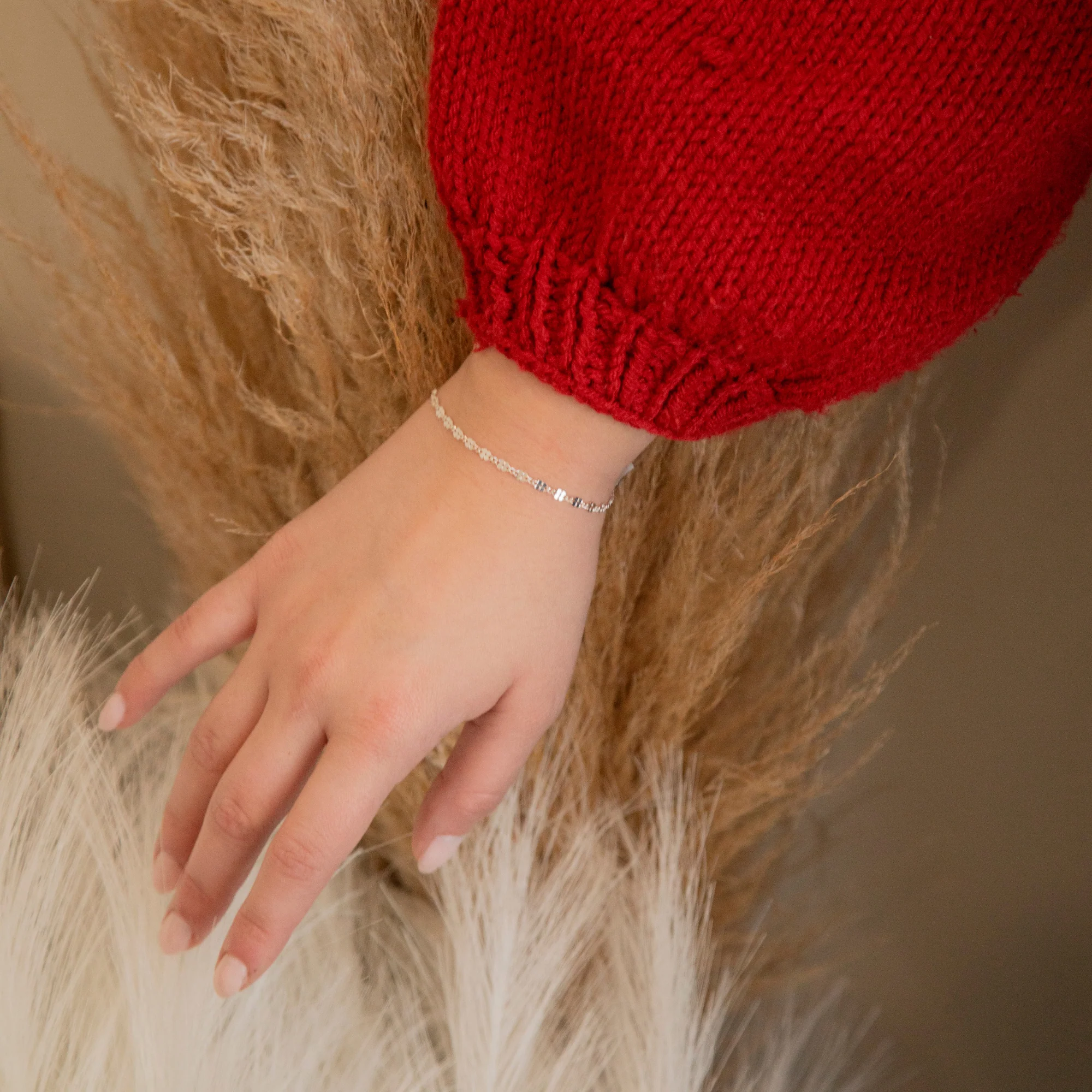 Fern Permanent Jewelry Chain,Ā Figaro Design with Plated Texture, Available in Sterling Silver - Image 2